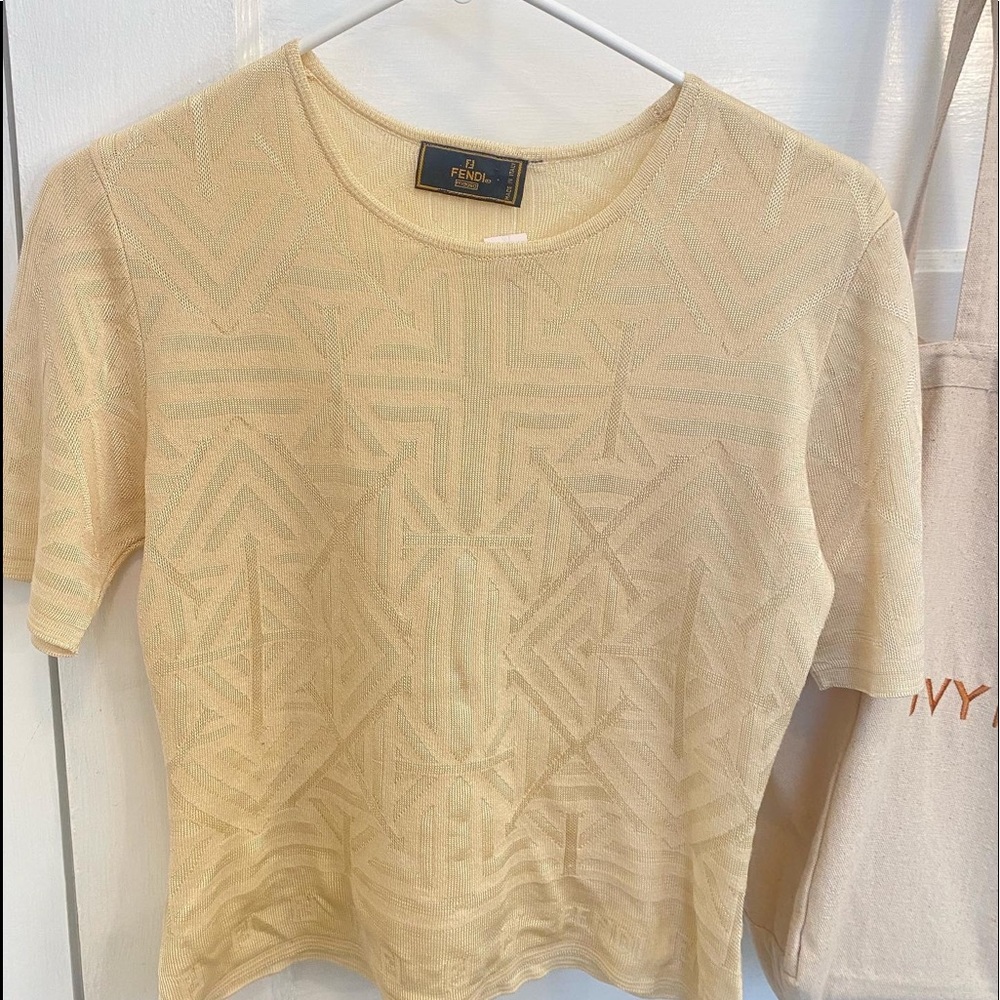 Women’s authentic Fendi top